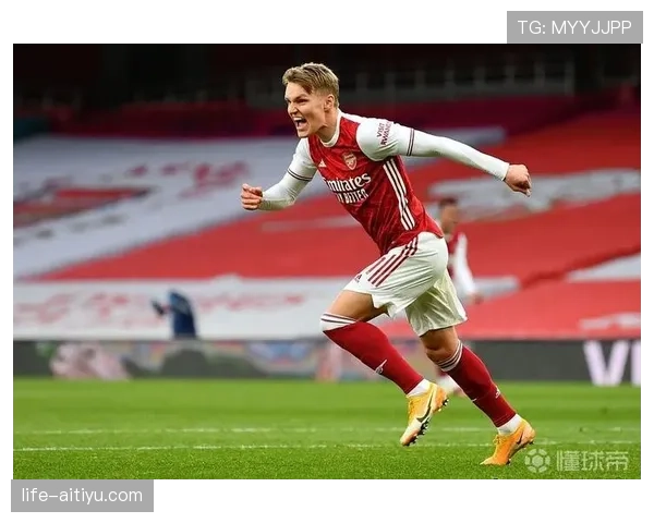 厄德高与布鲁诺·费尔南德斯中场组织权重分化与转移趋势